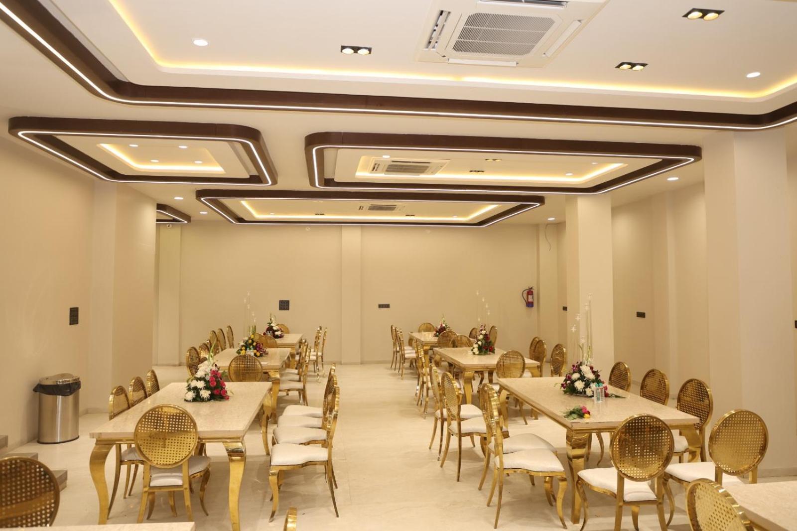 The Meera Hotel Удджайн Екстер'єр фото
